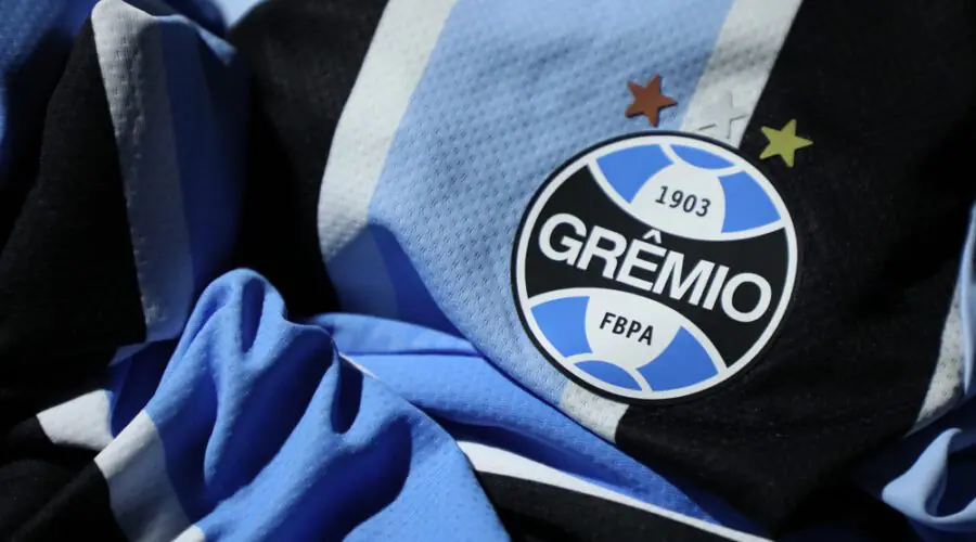 Jogadores do Grêmio desapontados após a eliminação na Copa Sul-Americana